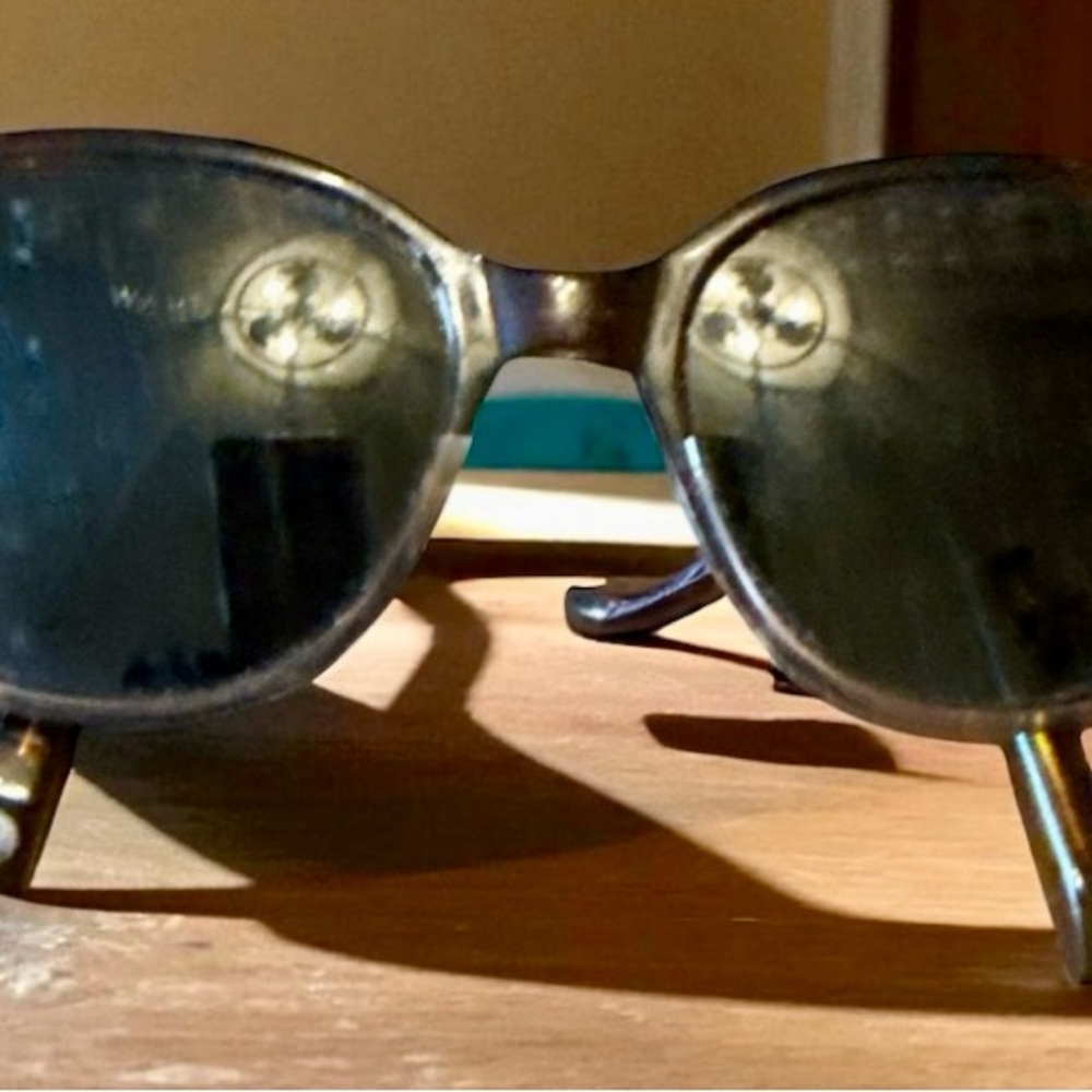 Warby Parker Stylish Brown Sunglasses size Petite - Picture 2 of 7